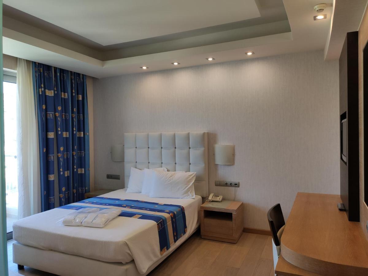 Konstantinos Palace Karpathos Extérieur photo